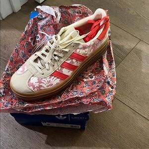 Adidas Women's Red and Cream Floral Sneakers